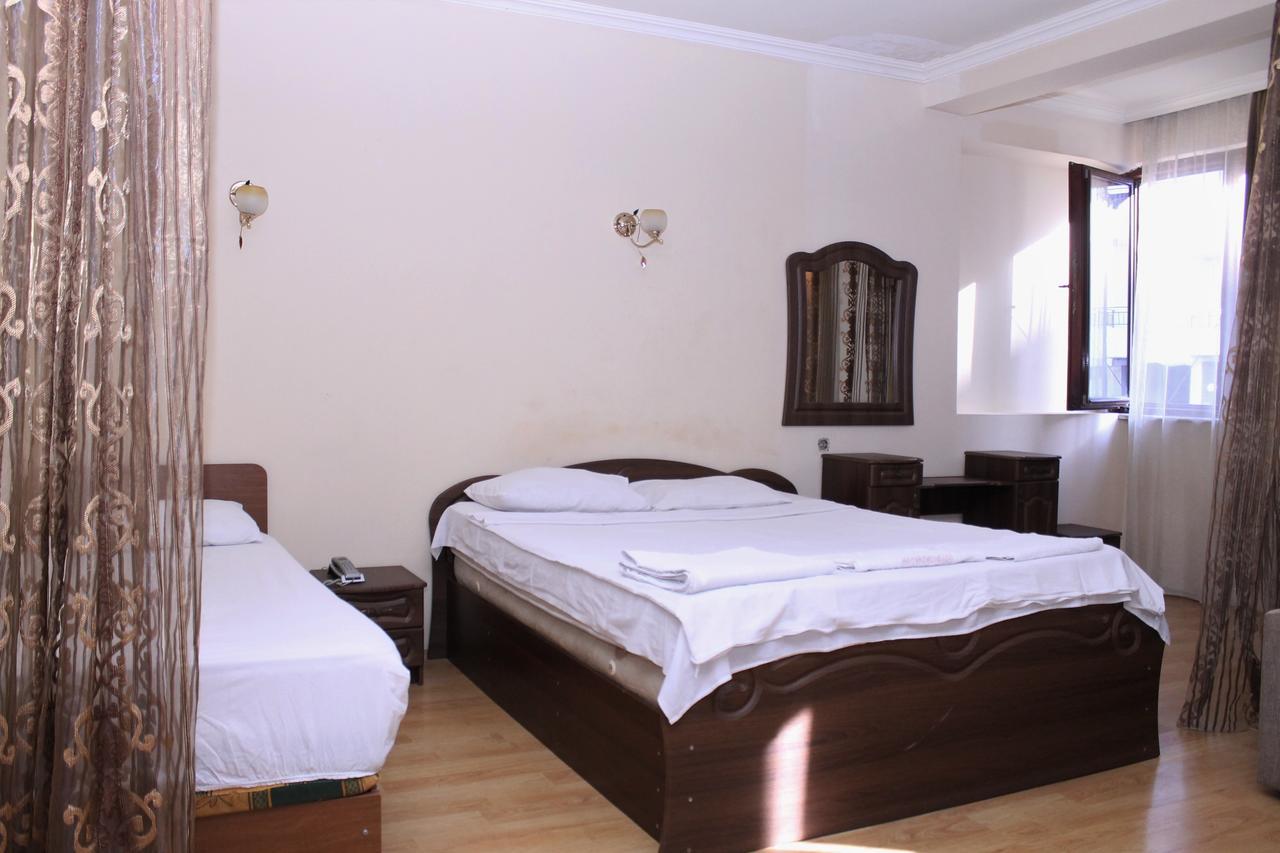 Hotel Hayat Batumi Exterior photo