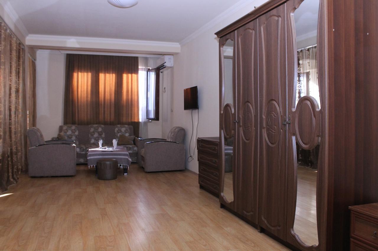 Hotel Hayat Batumi Exterior photo
